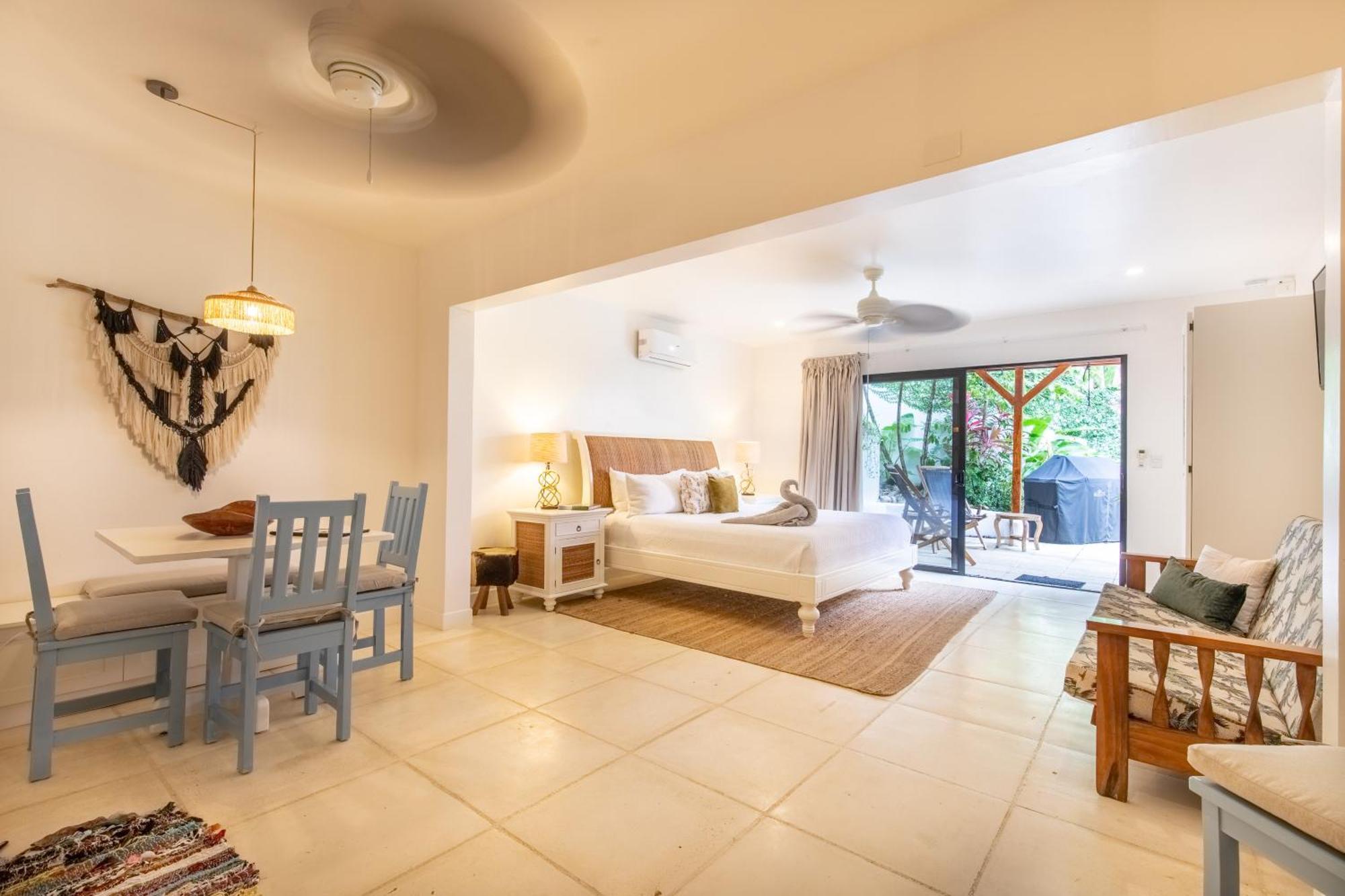 Casa Vitality Bed And Breakfast - Playa Guiones, Nosara - 4 Minute Walk To The Beach Bagian luar foto